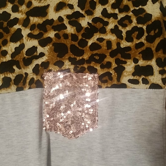 Top - Picture 3 of 6